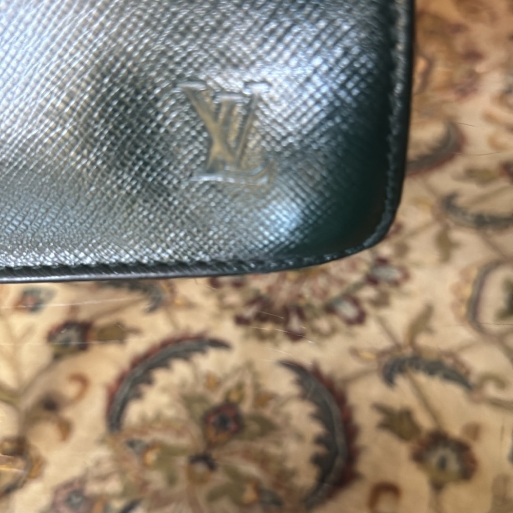 Louis Vuitton briefcase Taiga laguito dark Green and Gold lock - Picture 16 of 16